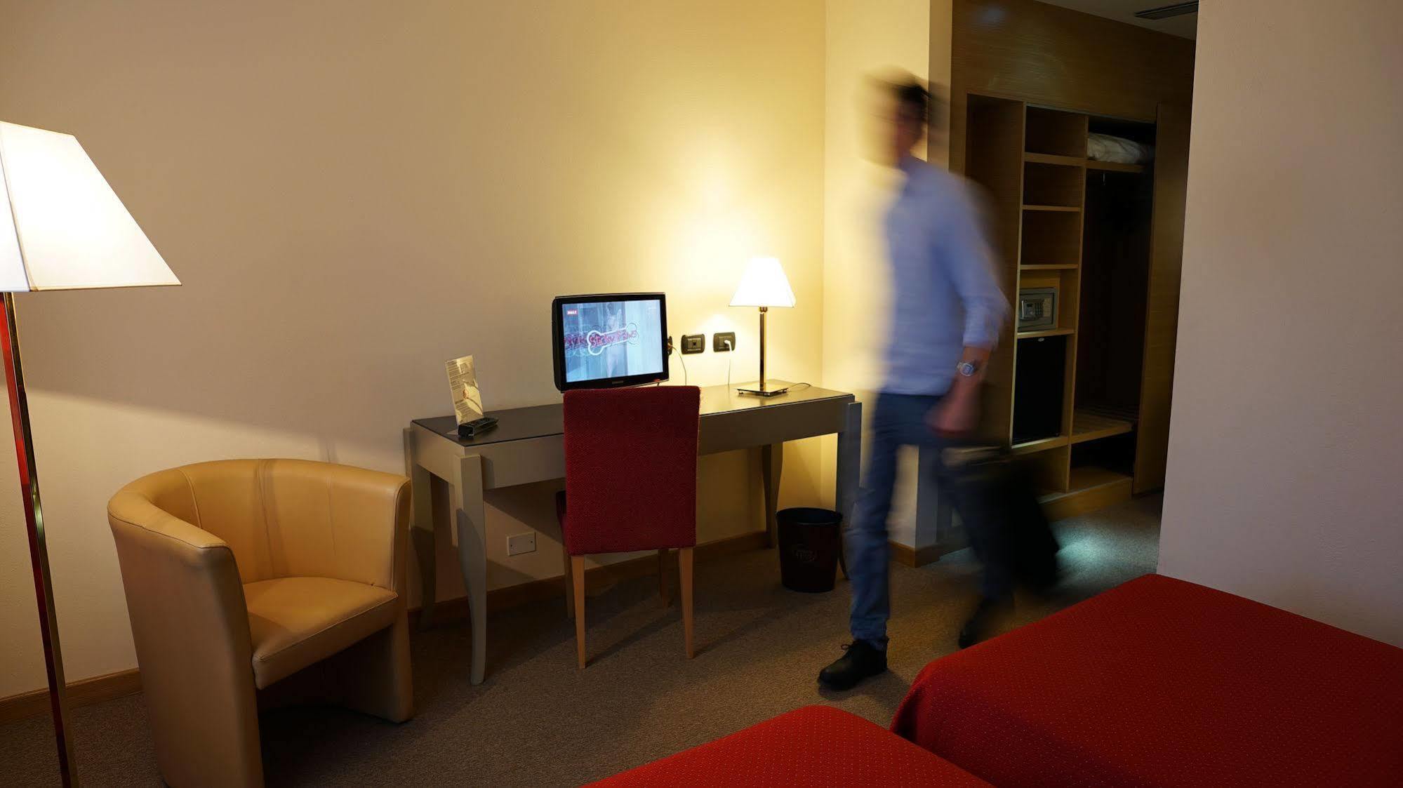Garden Hotel アレッツォ エクステリア 写真