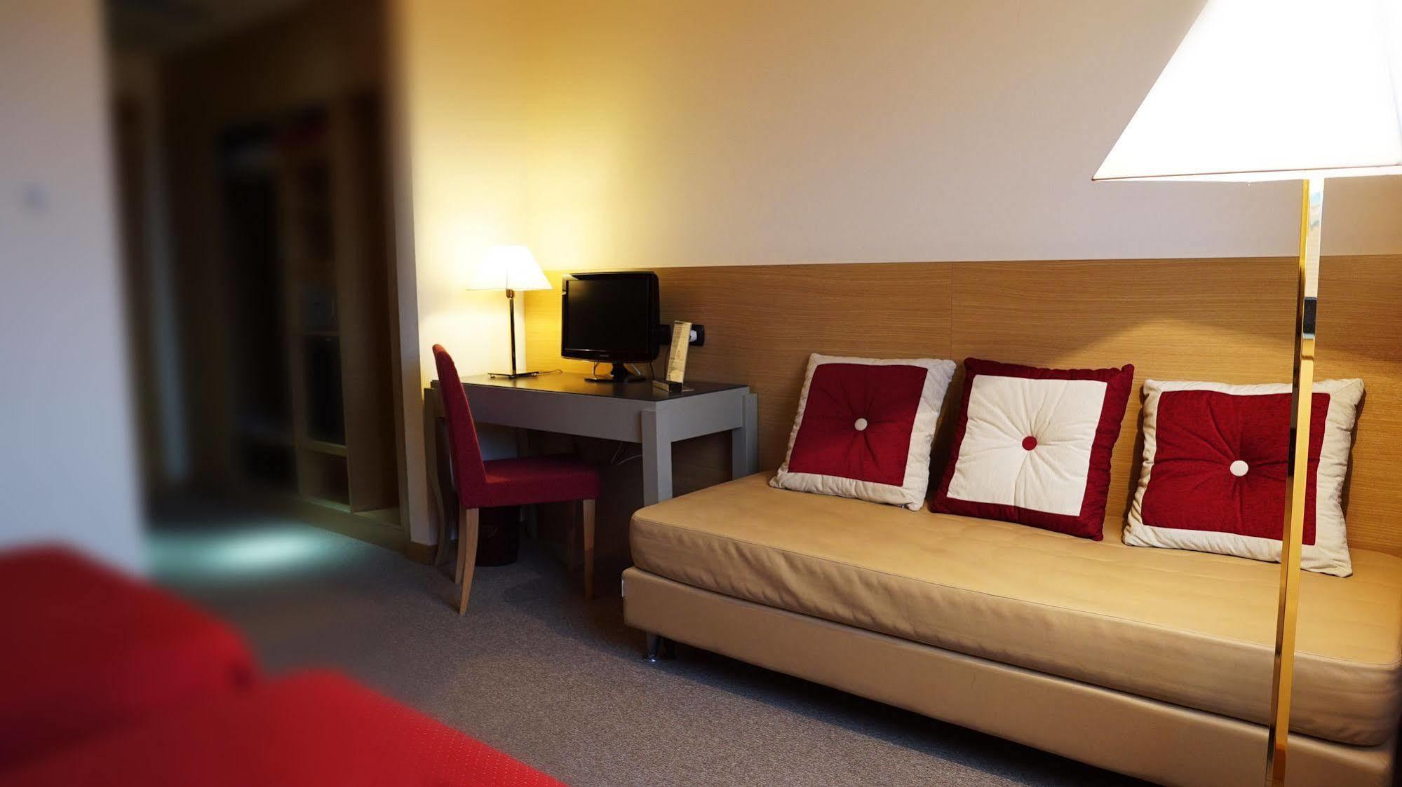 Garden Hotel アレッツォ エクステリア 写真